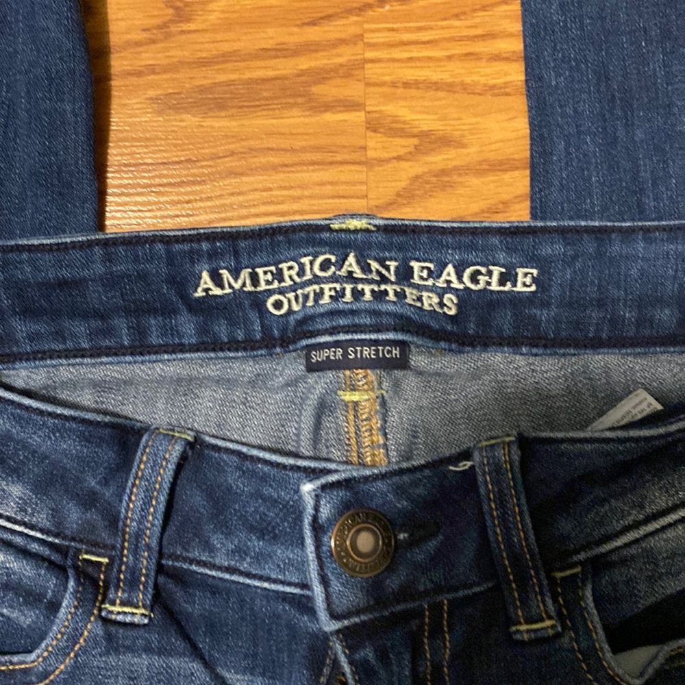 American Eagle Super Stretch Jegging - Size 4.